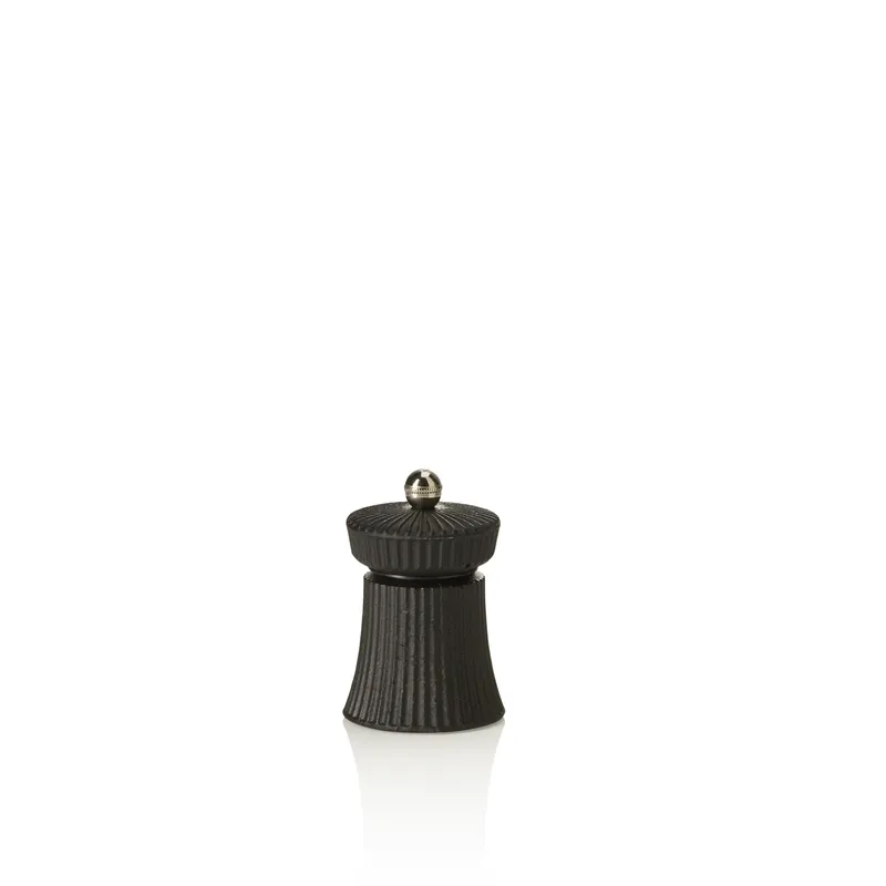 Zoutmolen met maalwerk van roestvrij staal IRON CRUSH, hoogte 9,5 cm, zwart, gietijzer Beperkt Aanbod
