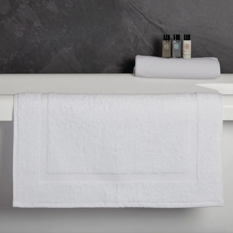 Koopje Mitre Essentials Capri Bath Mat White