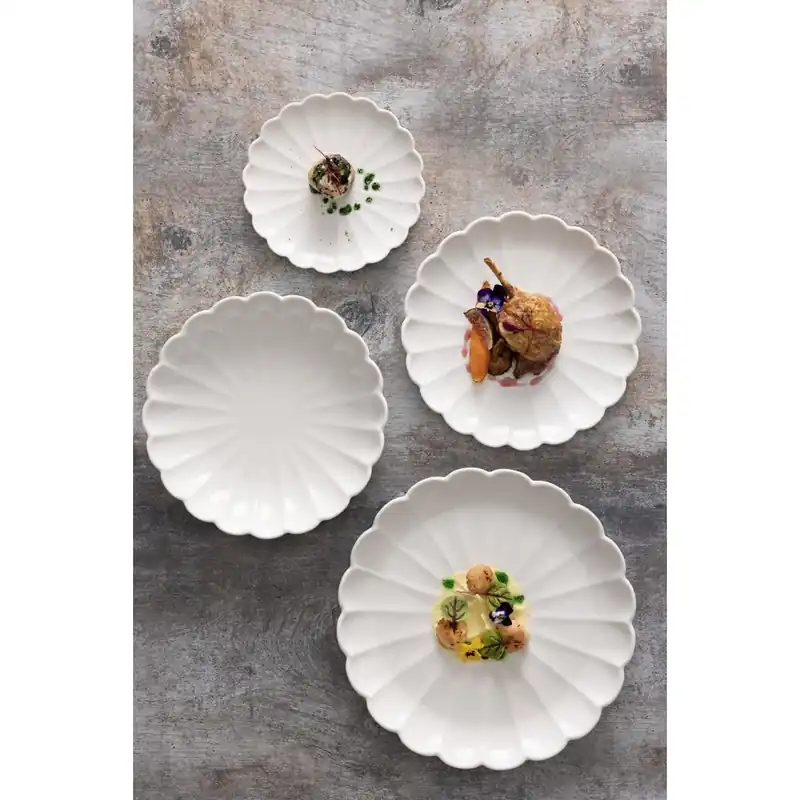Olympia Bloom Geschulpte Kommen Wit 230mm (6 stuks) Seizoensaanbieding